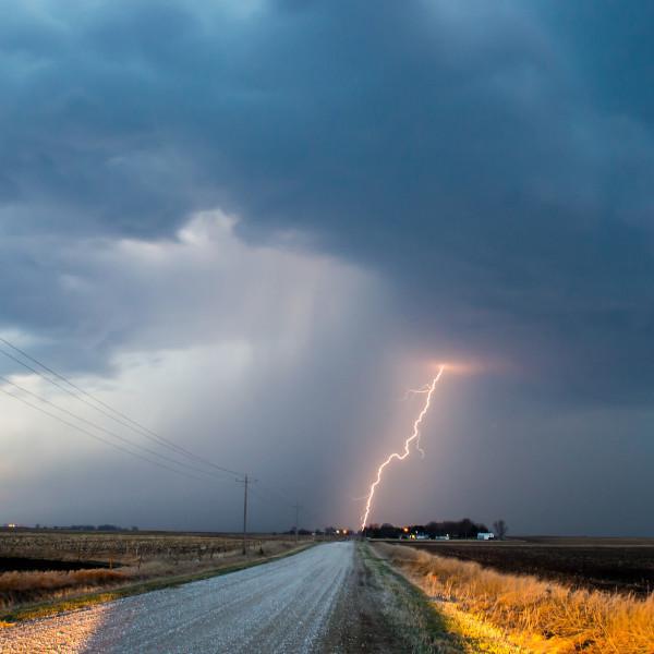 Driving in The Wind and Rain: Staying Safe