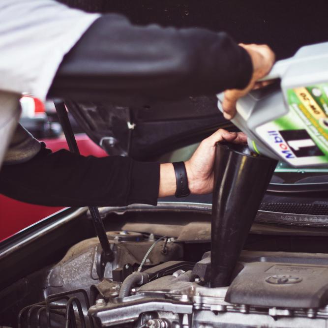 Oil Changes: Why Your Engine Needs Them