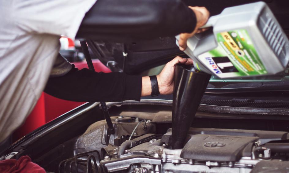 Oil Changes: Why Your Engine Needs Them